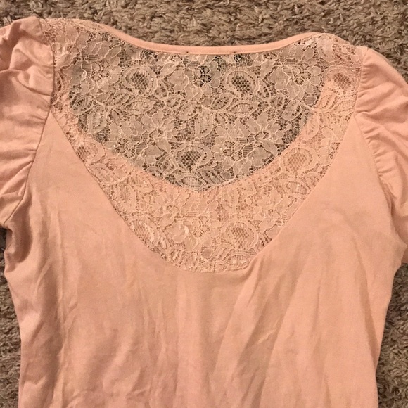 Pink lace back short sleeve top - Picture 4 of 4